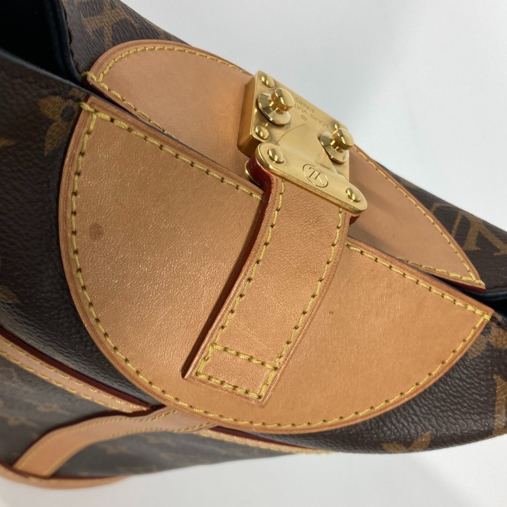LOUIS VUITTON Bag - Picture 11 of 14